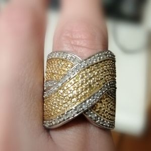 Yellow Diamonds and more diamonds,